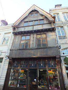 12_rue_de_famars.jpg