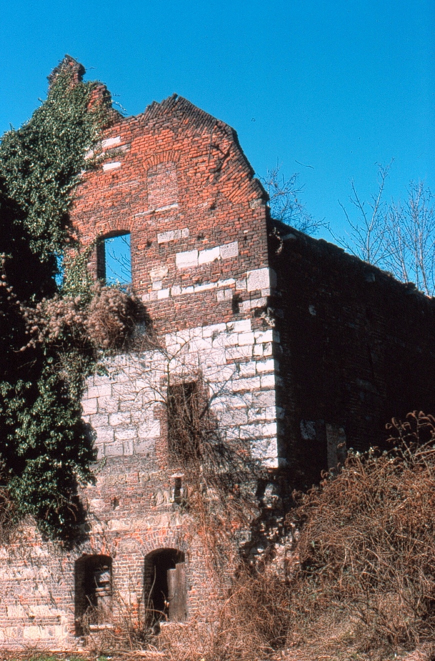 enbasleaufabporce1976.jpg