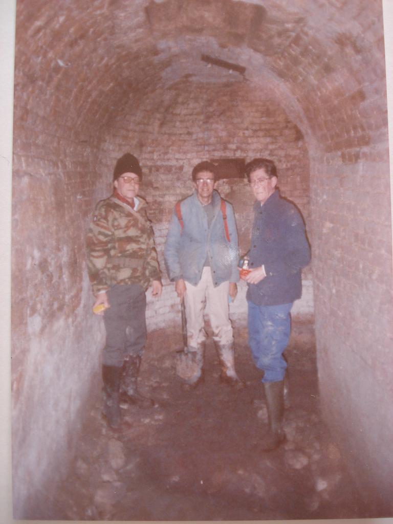 souterrainswatteau1990gcavrois_004.jpg