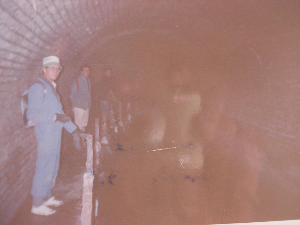 souterrainswatteau_1990.jpg